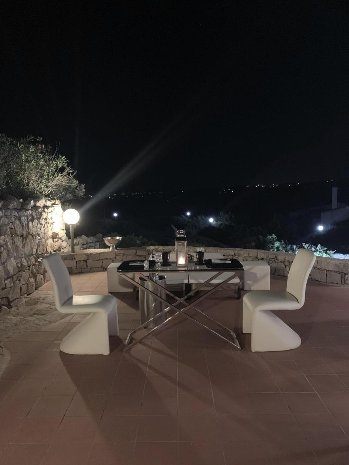 Casa de Férias I Massi 2 Con Terrazze Nel Villaggio Piras La Maddalena (Sassari)
